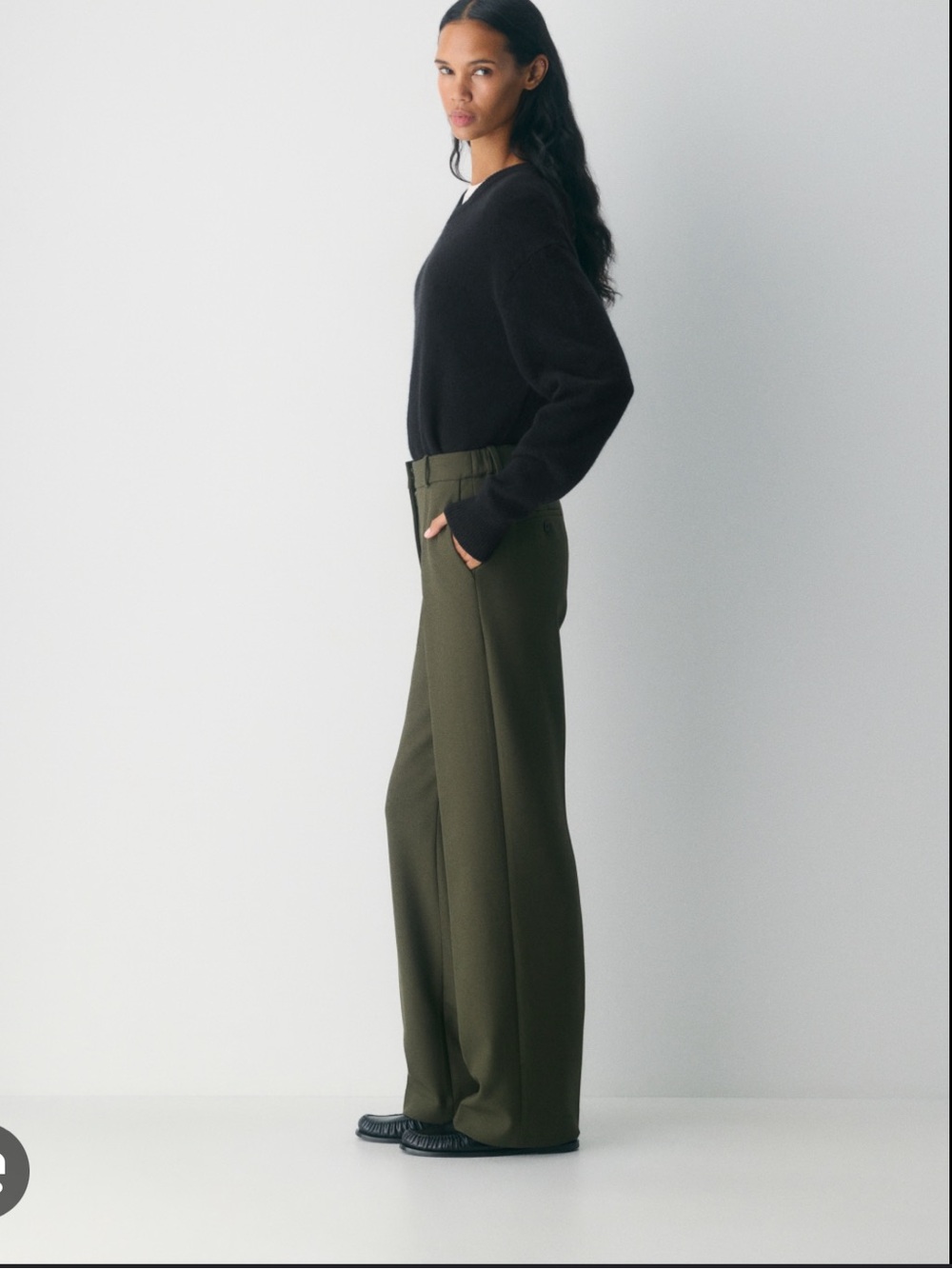 Aritzia Wide-Leg Trousers — Olive